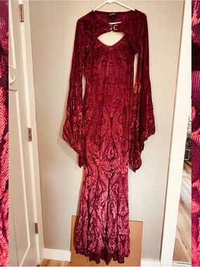 Druid’s Wife Burgundy Burned Velvet Maxi Dress & Shrug - Dolls Kill - New w Tags